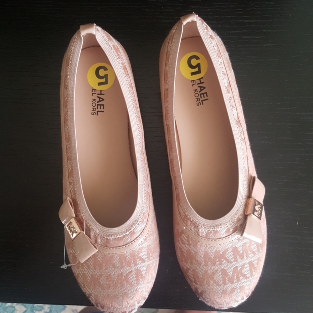 MICHAEL KORS Shoes